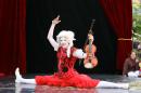 Concerto pour deux clowns 22 * 4368 x 2912 * (4.55MB)